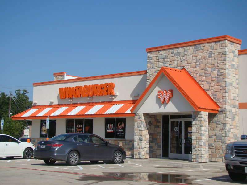 <strong>Whataburger<span><b>in</b>Restaurant</span></strong><i>→</i>